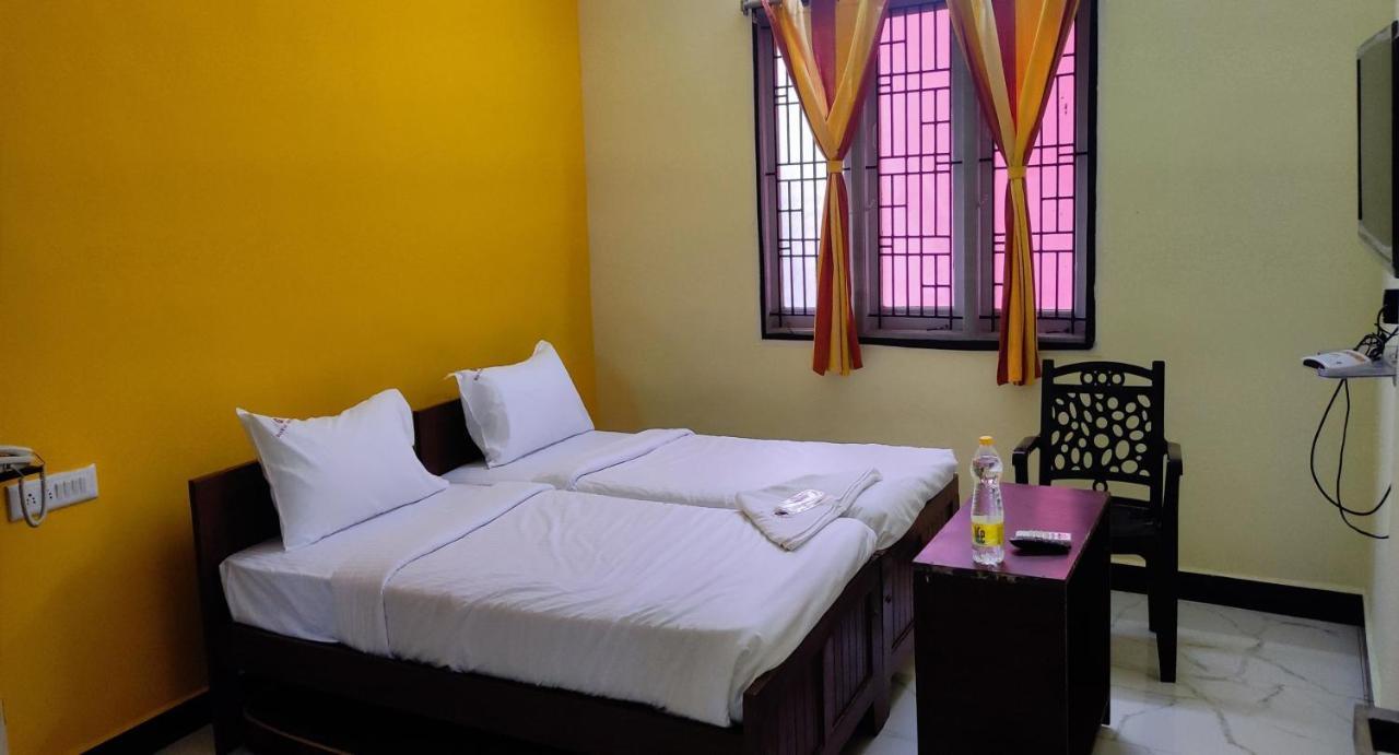 Pph Living Lakshmi Palace Tallākulam Buitenkant foto